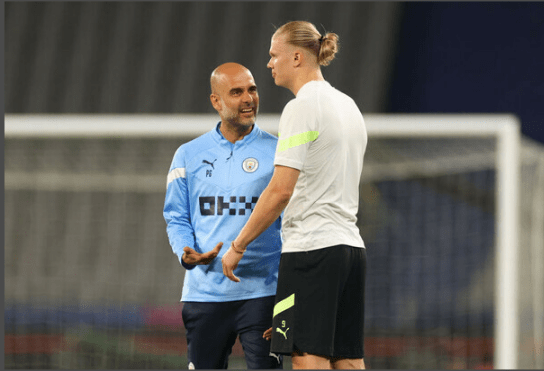 中超赛季刚落幕，成都蓉城连传三喜，明年争冠希望大增（中超刚收官，成都蓉城连获三大利好，明年冲冠底气更足）