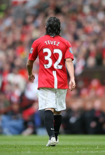 压力来了！阿森纳1-2遭绝杀优势只剩2分，双中卫缺席问题太大（压力骤增！阿森纳1-2被绝杀，领先仅剩2分，双中卫缺阵隐患凸显）