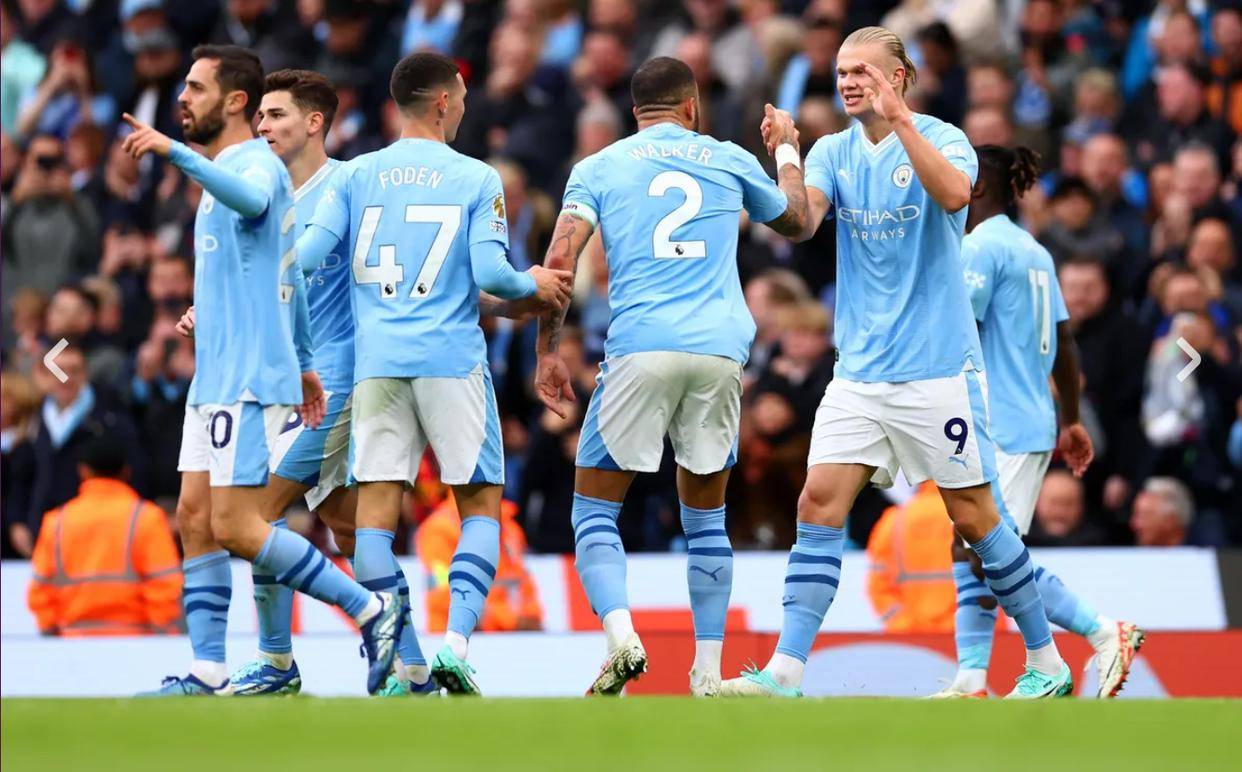 劳塔罗进球后比出A字，把进球献给受伤的前队友阿什拉夫（劳塔罗破门后摆出“A”手势，致敬受伤的昔日队友阿什拉夫）