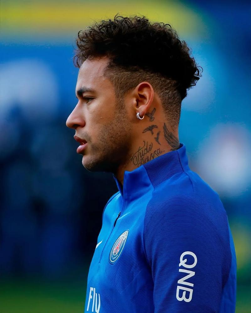 国米迎来6分之战！右路首发奥古弃攻主守，全面遏制对手两核心！