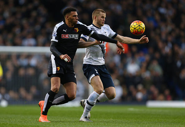 詹姆斯关键上篮助球队锁胜（詹姆斯制胜上篮助球队取胜）