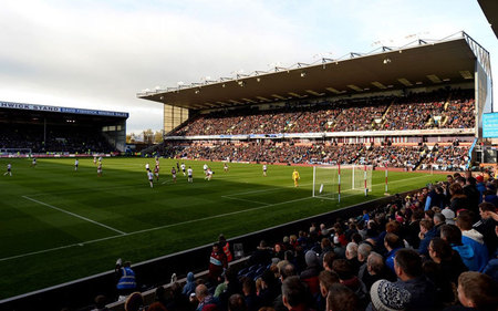 米兰vs拉齐奥：莱奥搭档恩昆库，莫德里奇、拉比奥出战（米兰迎战拉齐奥：莱奥联袂恩昆库，莫德里奇、拉比奥出战）