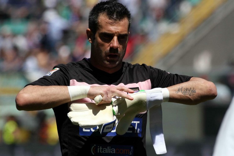 比利时国家队官方：征招切尔西外租门将彭德斯对阵列支敦士登（比利时国家队官宣：召入切尔西租借门将彭德斯迎战列支敦士登）