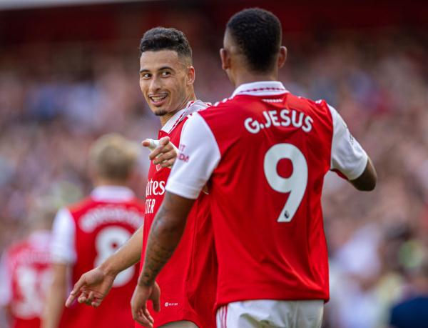 灰熊全队投篮命中率高达50%，但15次失误比马刺多了9次（灰熊五成命中率难掩15次失误，比马刺多9次）