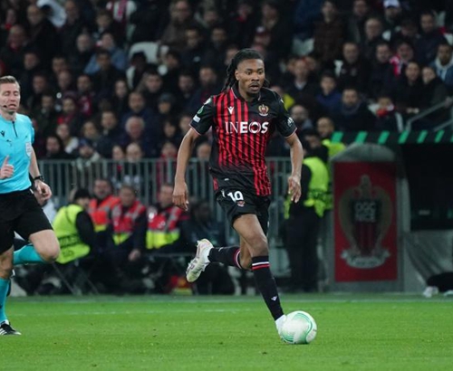 川超自贡队提前出线，奥运冠军高敏献花，全队坐摩托车巡游