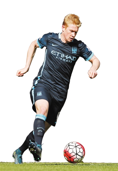 曼联后防连连犯错饱受批评（曼联防线失误不断，备受质疑）