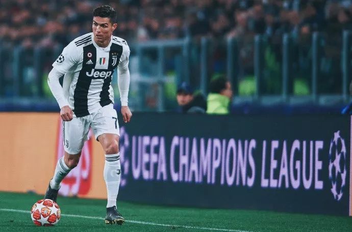 武体集团官方：武汉体育中心将改建为8万坐席专业足球场（武体集团官宣：武汉体育中心将升级为8万座专业足球场）