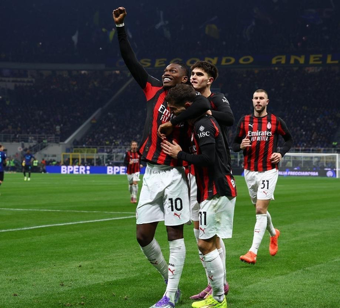 申花连续两个赛季在亚冠输给柔佛，共丢6球、仅打进1球（亚冠连续两季不敌柔佛，申花合计失6仅进1）