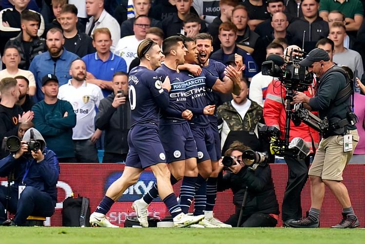 还在进化！贾马尔·穆雷本赛季六项数据创下生涯新高（持续进化！贾马尔-穆雷本季六项统计刷新生涯纪录）