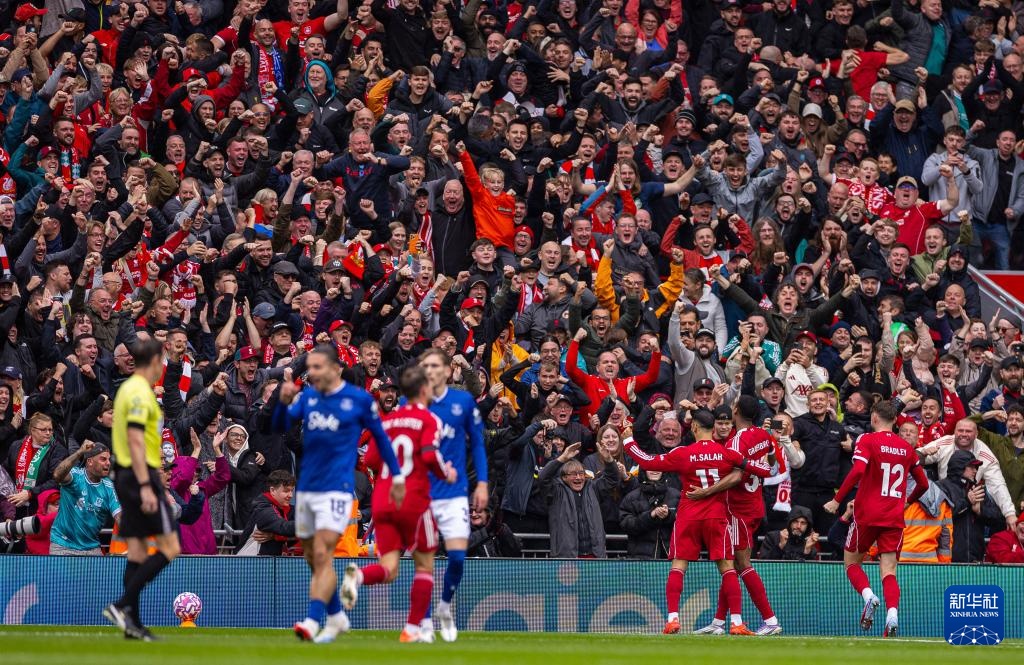 记者：德罗西取消去阿根廷看博卡vs河床的行程，或接手热那亚（记者称德罗西取消赴阿根廷观战博卡对河床，或将接手热那亚）