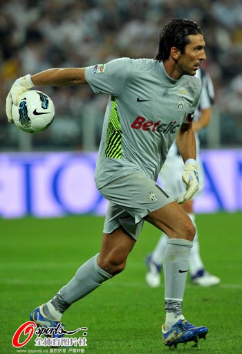 皇家社会继续黑马表现（皇家社会延续黑马势头）