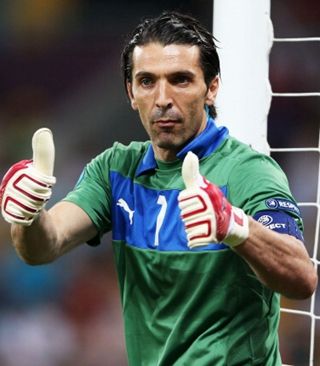 托纳利：每次回圣西罗都会激动，这有点像是永远的第二次（托纳利：每次重返圣西罗都心潮澎湃，仿佛永远在经历第二次）