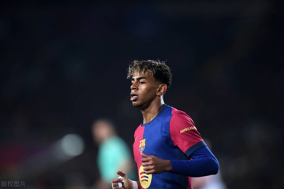 执教生涯意甲拿到1000分，斯帕莱蒂成历史第五人（斯帕莱蒂意甲执教积分破千，历史排名第五）