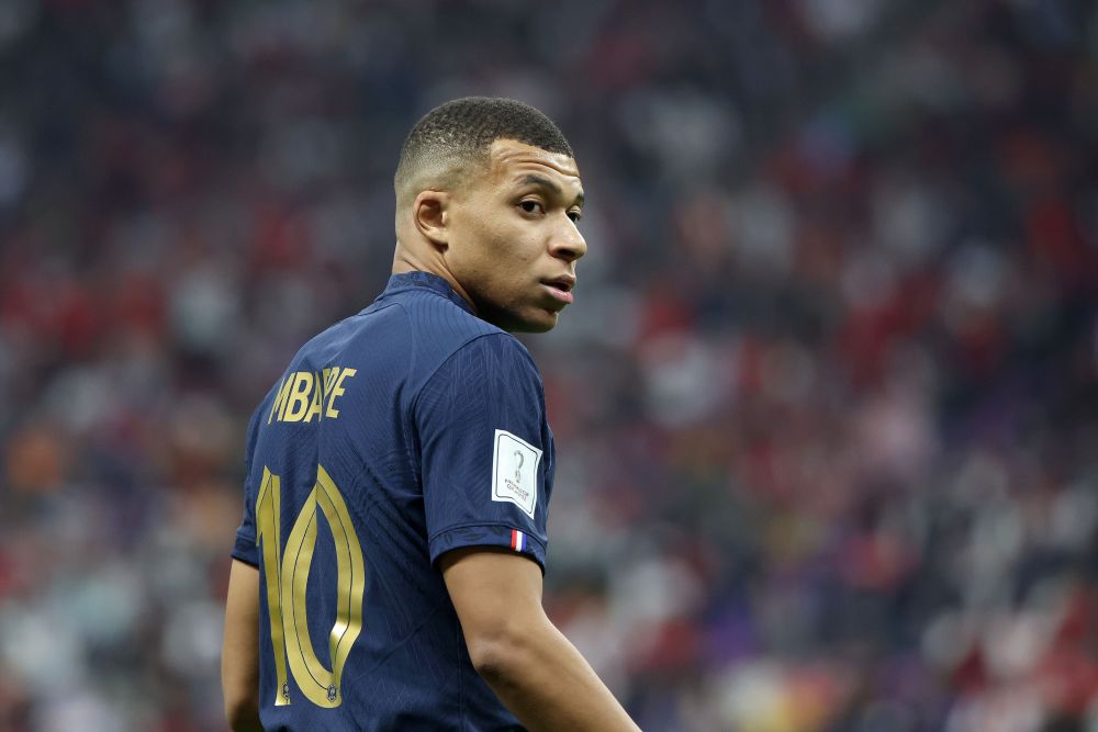 心中充满万分不舍 费雷罗回应与阿卡结束合作（难掩不舍，费雷罗回应与阿卡结束合作）