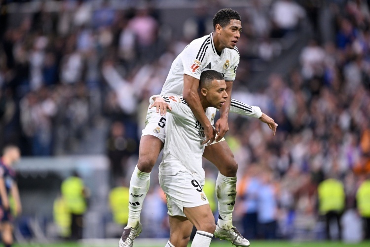 迪马济奥：夸德拉多将因伤缺席本周末比萨与国米的比赛（迪马济奥：伤停在身，夸德拉多无缘本周末比萨对国米之战）