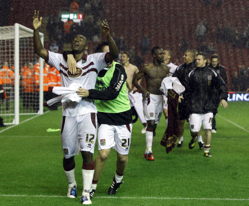 英媒：萨拉赫最多缺席利物浦7场比赛，包括客场踢阿森纳