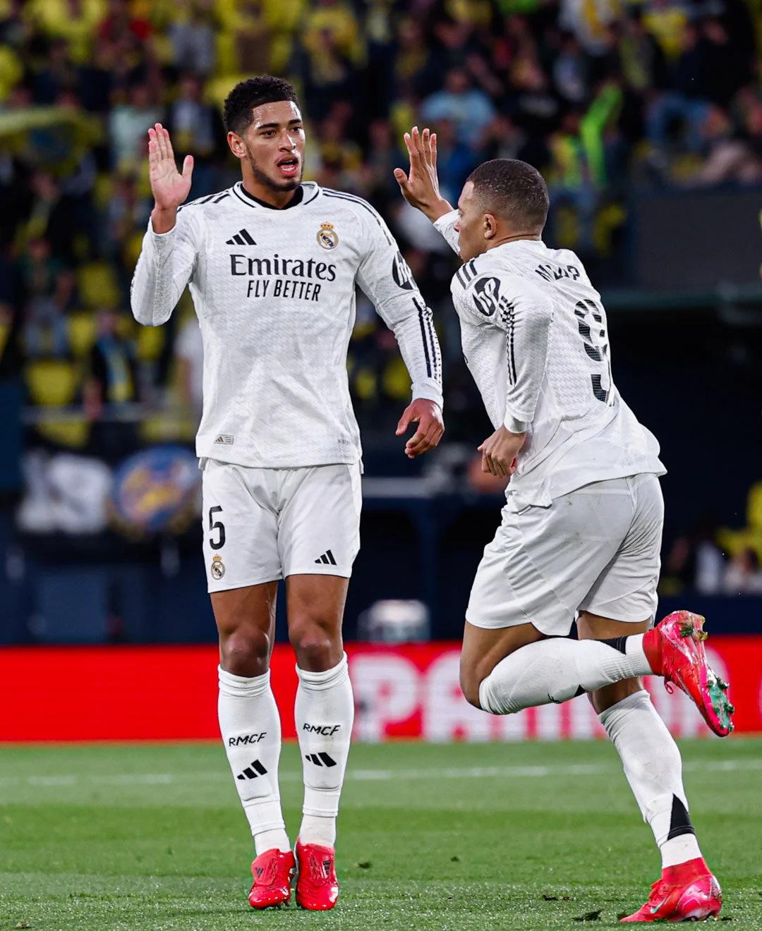 翻修球场，“连滚带爬”为的是“从从容容”（修缮球场：当下的“连滚带爬”，只为明日的“从容不迫”）