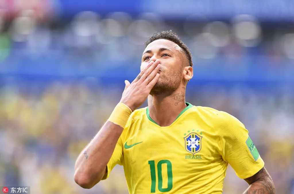 葡萄牙足协主席：C罗能踢世界杯的首场比赛非常重要（葡萄牙足协主席称C罗参加世界杯首战至关重要）